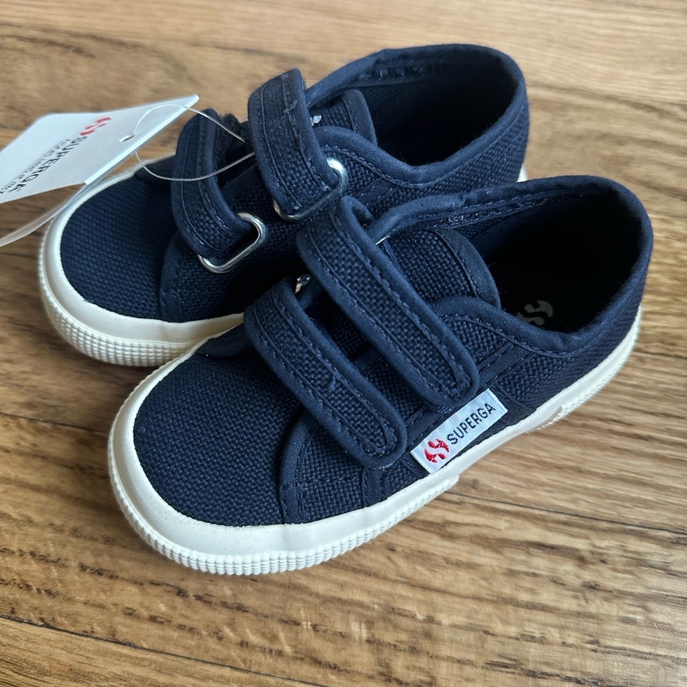 NWT Navy Superga sneakers for toddlers 7T